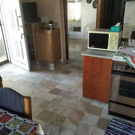 Holiday home Apostolos House *